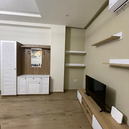 Condor Center Luxury 아파트