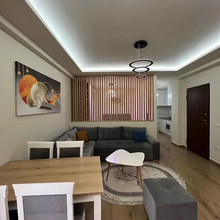 아파트 Condor Center Luxury 티라나