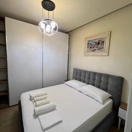 Condor Center Luxury *